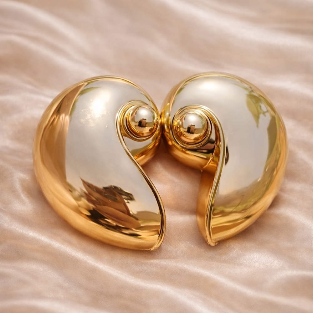 Vintage Gold Snail Earrings